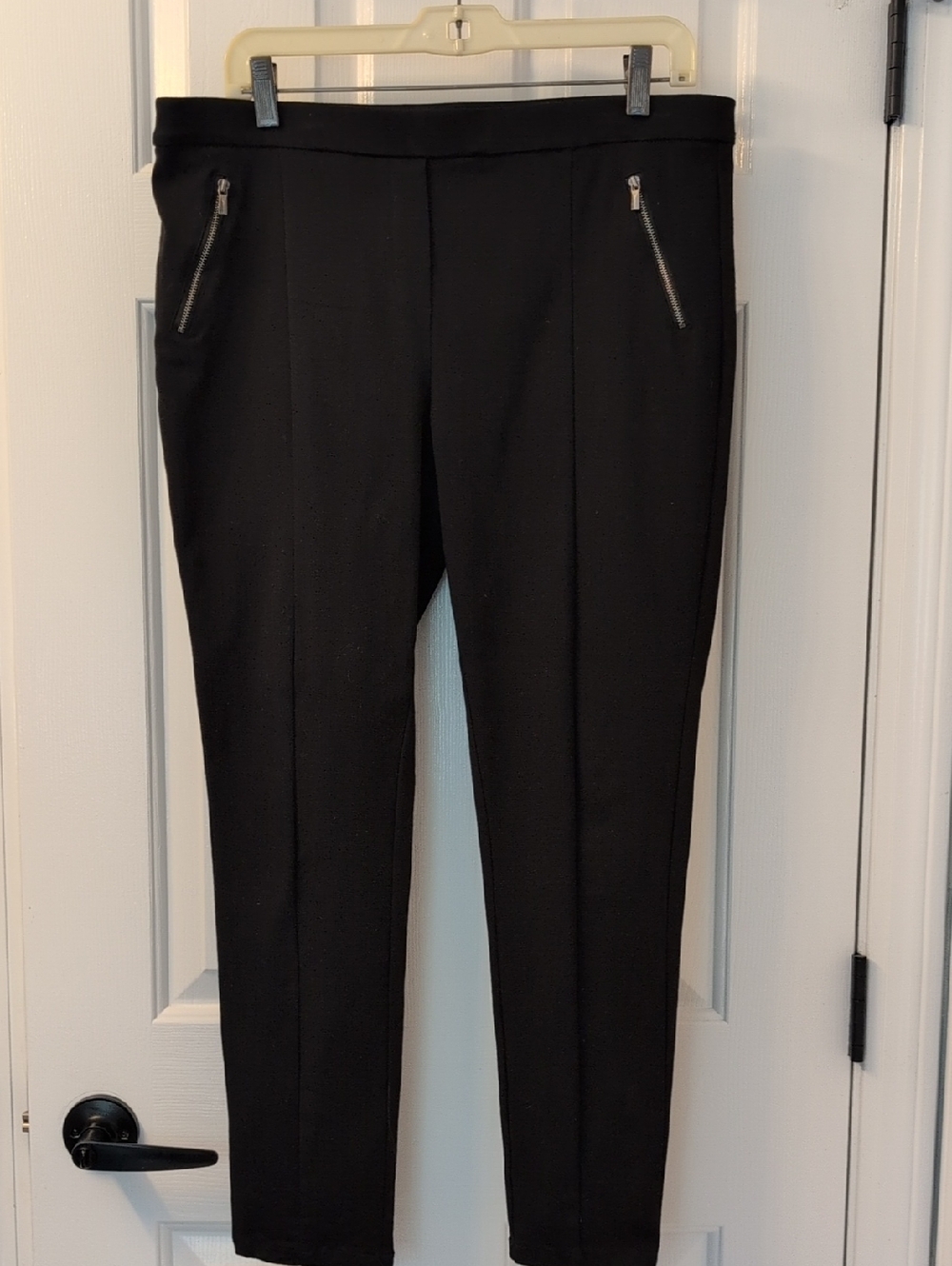 Jules & Leopold Black Ponte Ankle Pants